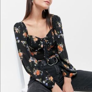 Women's Black Uo Rosalind Puff Sleeve Top